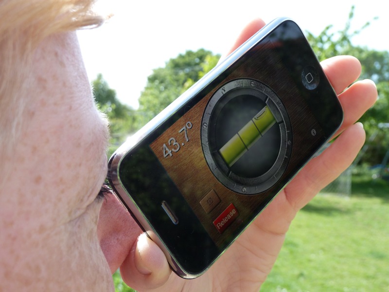 measuring the angle of elevation with a smartphone